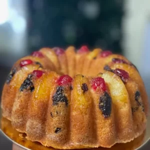 Bundt renversé aux fruits